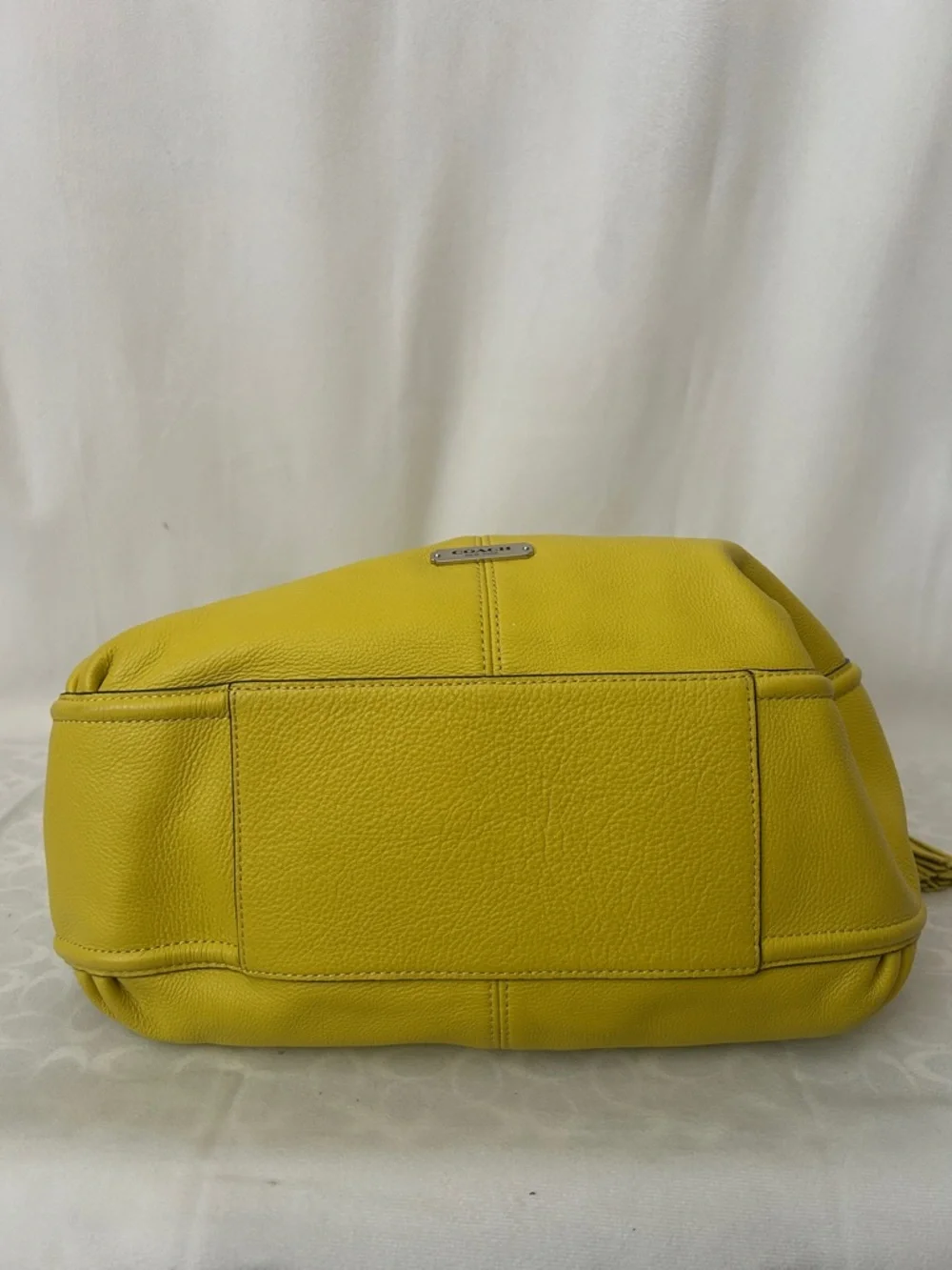 Coach Yellow Pebbled Leather Avery Hobo Tote Shoulder Bag with Purse Charms🌻🌻 - Picture 5 of 12
